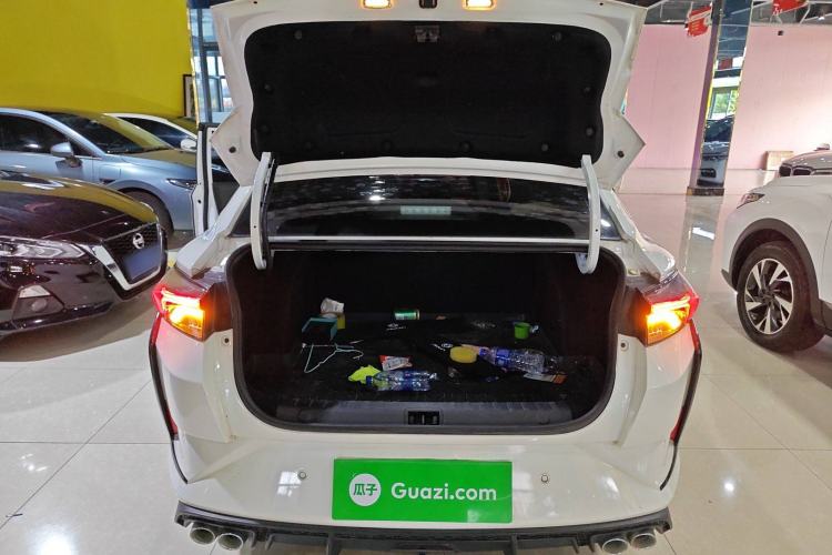 Used Dongfeng Aeolus Yixuan 2021 230T Automatic Zuiying Knight Edition
