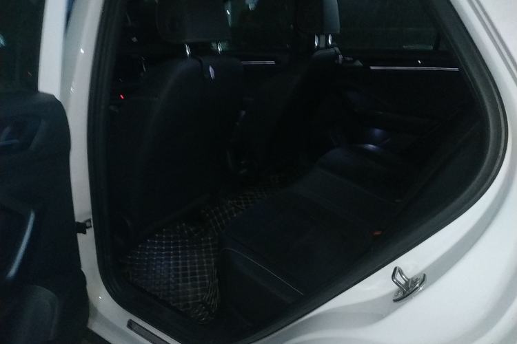 Used Volkswagen T-ROC 2019 280TSI DSG Four-Wheel Drive Luxury Version China V Standard
