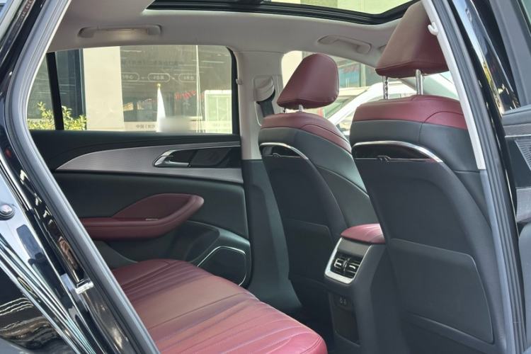 Used Hongqi H5 2024 2.0T Automatic Smart Connect Flagship Edition