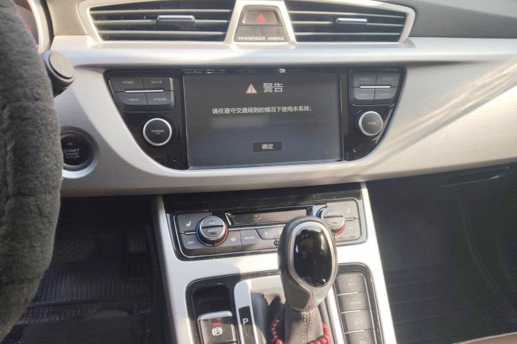 Used Geely Auto Emgrand X7 Sport 2016 1.8TD Automatic ZhiZun Version
