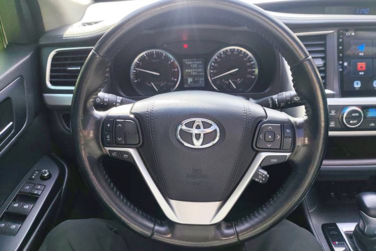 Used Toyota Highlander 2015 2.0T Four-Wheel Drive Luxury Edition 7-Seater