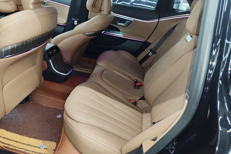 Used Mercedes-Benz E-Class 2024 E 300 L Stylish Model