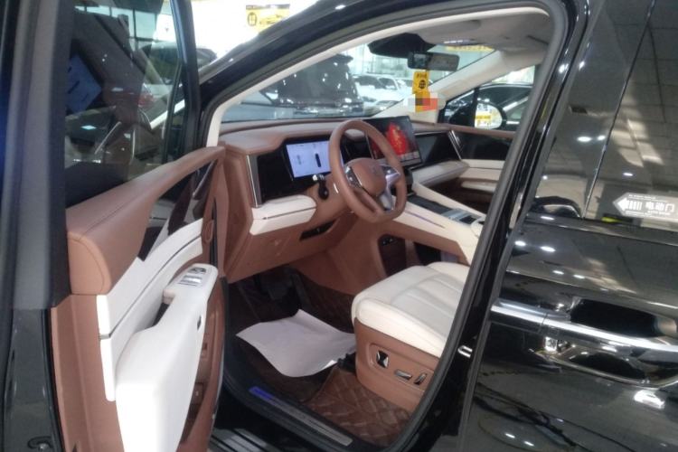 Used BYD Xia 2025 DM-i 1.5T 180km Excellence Model
