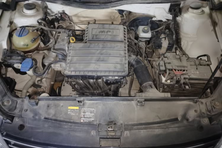 Used Volkswagen Lavida 2015 1.6L Manual Fashion Edition
