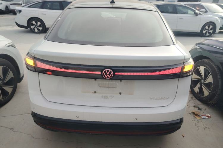 Used Volkswagen ID.7 VIZZION 2024 AIR model