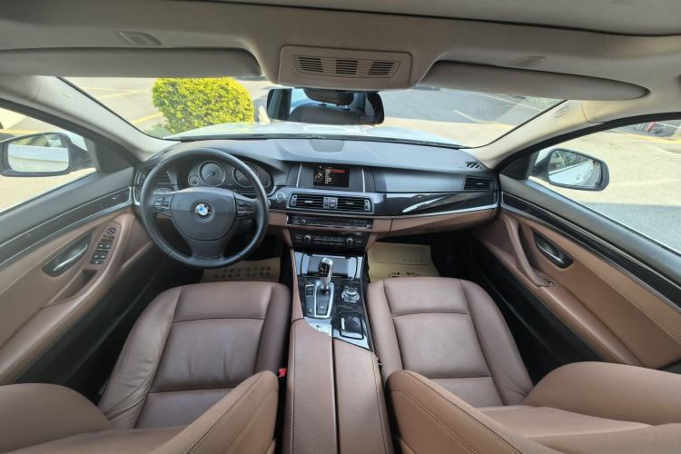 Used BMW 5 Series 2015 520i Elegant Edition