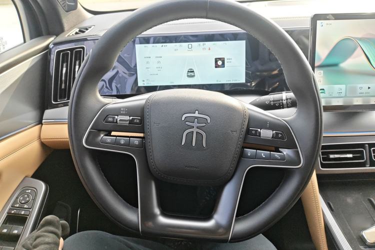 Used BYD Song L DM-i 2024 112 km Beyond Edition
