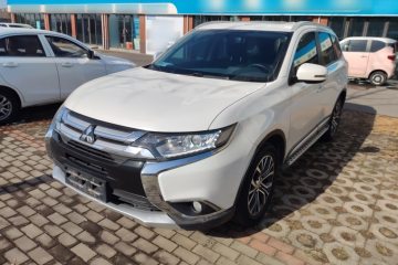 Used Mitsubishi Outlander 2018 2.0L Two-Wheel Drive Glory Edition 5 Seats