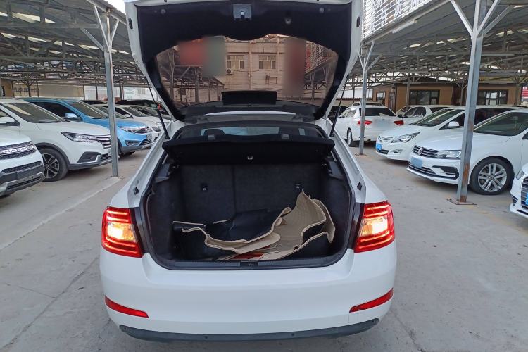 Used Skoda Octavia 2016 1.6L Automatic Chuanxing Edition
