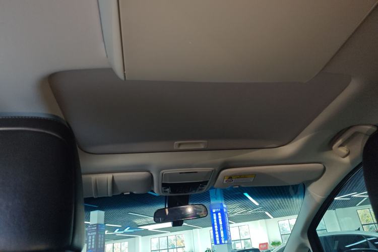 Used Honda Elysion 2019 2.0L Hybrid Luxury Edition
