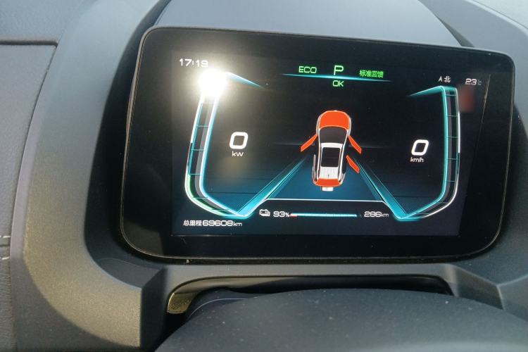 Used BYD Yuan New Energy 2019 EV360 Smart Connect Enjoyment Model
