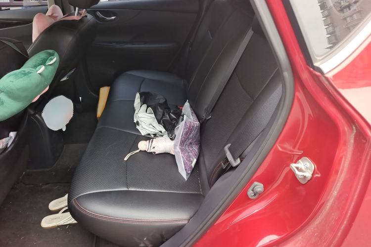 Used Nissan Tiida 2021 1.6L CVT Cool Edition
