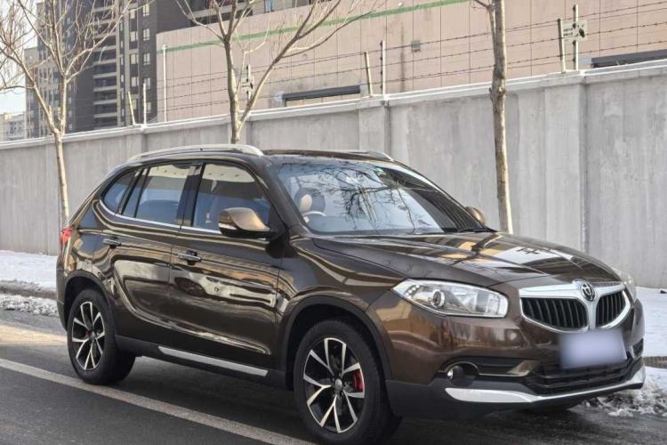 Used Brilliance V5 2016 1.5T Automatic Two-Wheel Drive Smart Version