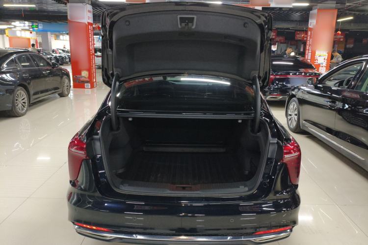 Used Hongqi H5 2024 1.5T DCT Smart Connect Flagship Edition
