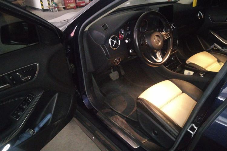 Used Mercedes-Benz GLA 2017 GLA 200 Fashion Model