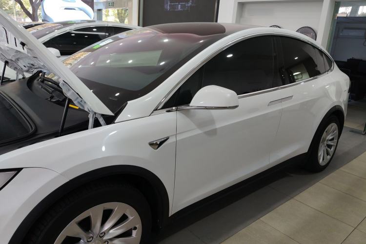 Used Tesla Model X 2019 Long-Range Version

