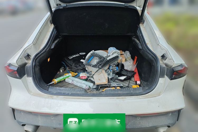 Used Changan UNI-V iDD 2023 ZhiDian iDD 1.5T 113km ZhiKu Model