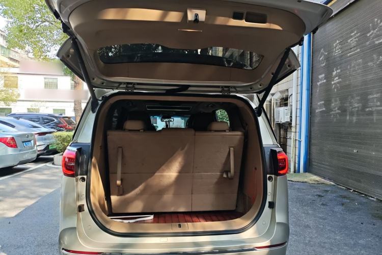 Used Buick GL8 2020 ES Land Cruiser 653T Luxury Model
