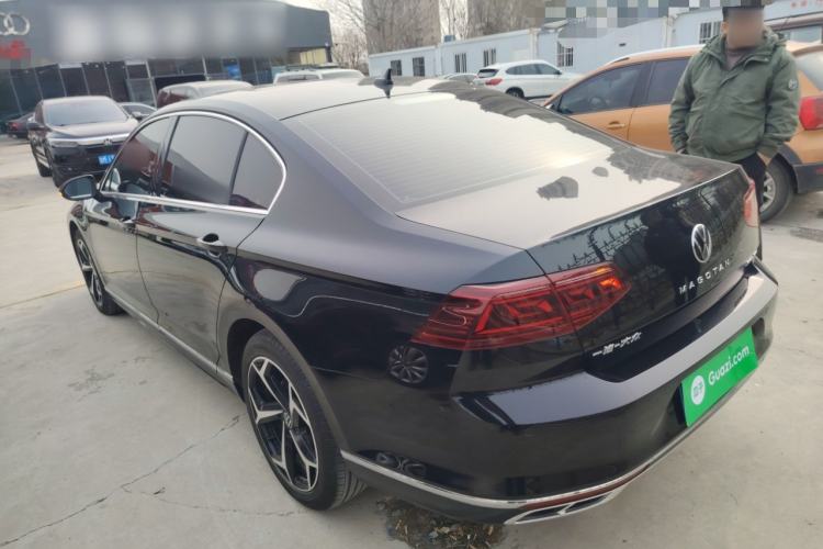 Used Volkswagen Magotan 2025 Zhongxiang Model 280TSI DSG Luxury Version
