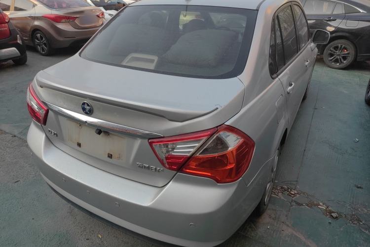 Used Venucia D50 2013 1.6L Manual Fashion Edition