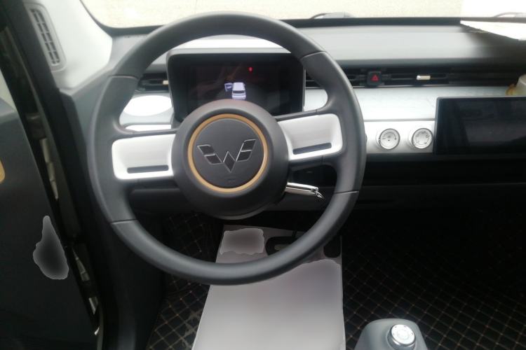 Used Wuling Hongguang MINIEV 2022 GAMEBOY 200km Gaming Edition with Lithium Iron Phosphate