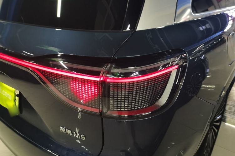 Used Hima AITO M9 2024 Range-Extended Ultra Version 52 kWh 5-Seater Model
