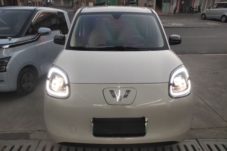 Used Wuling Hongguang MINIEV 2025 Four-Door Version Premium Edition
