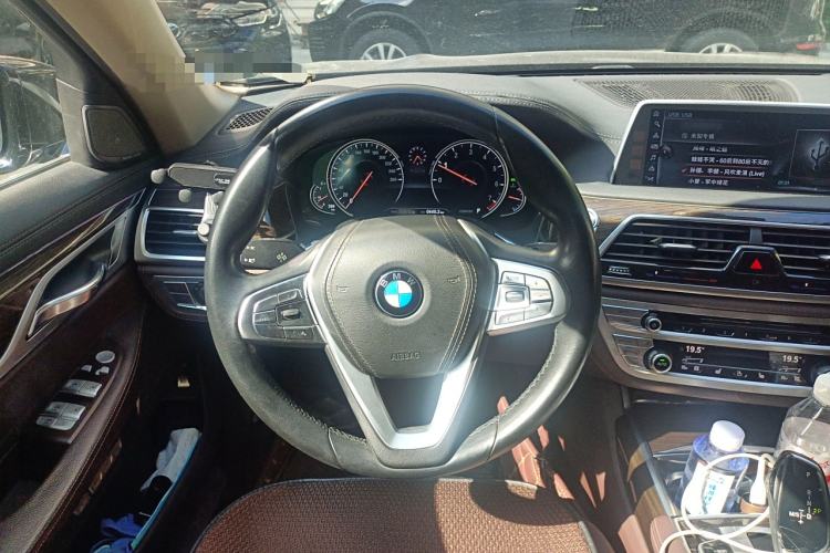 Used BMW 7 Series 2016 730Li Leading Model
