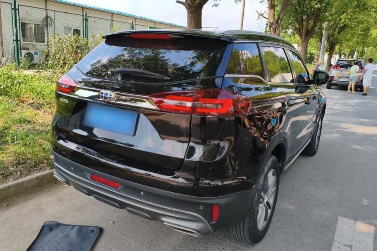Used Geely Auto Emgrand X7 Sport 2018 1.8TD Automatic Two-Wheel Drive Smart Connect 4G Internet Edition
