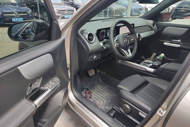 Used Mercedes-Benz GLB 2022 Second Facelift GLB 200 Fashion Edition
