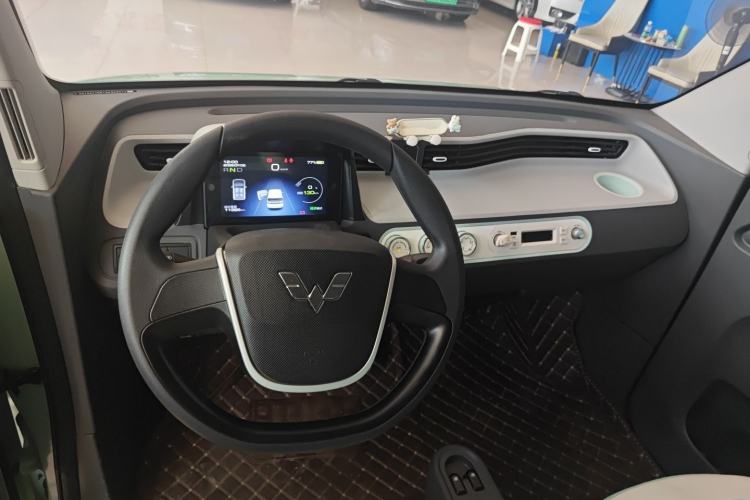 Used Wuling Hongguang MINIEV 2022 Macaron Premium Model – Lithium Iron Phosphate
