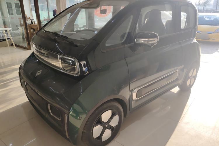 Used Baojun KiWi EV 2023 Edition Strawberry Bear Limited Edition Lithium Iron Phosphate