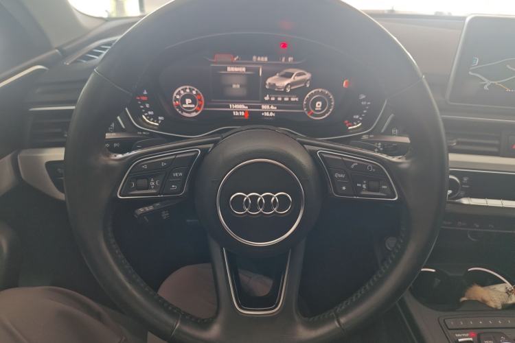 Used Audi A4L 2019 40 TFSI Fashion Edition China VI Emission Standard
