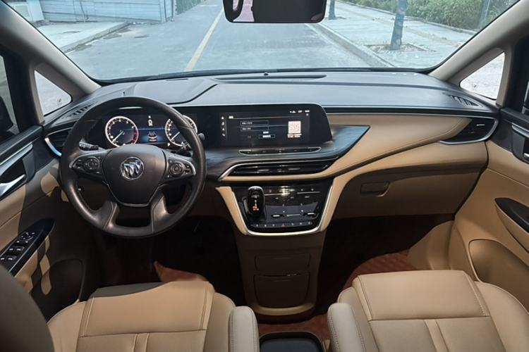 Used Buick GL8 2021 ES Landtrek 653T Luxury Model
