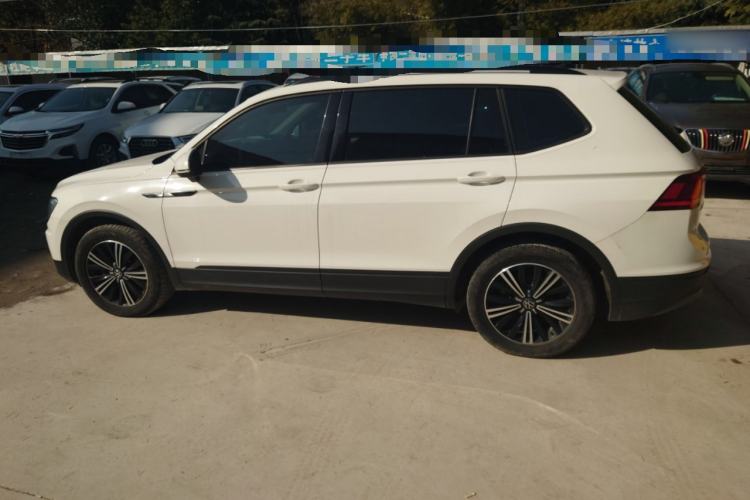 Used Volkswagen Tiguan L 2021 330TSI Automatic Two-Wheel Drive Comfort Edition
