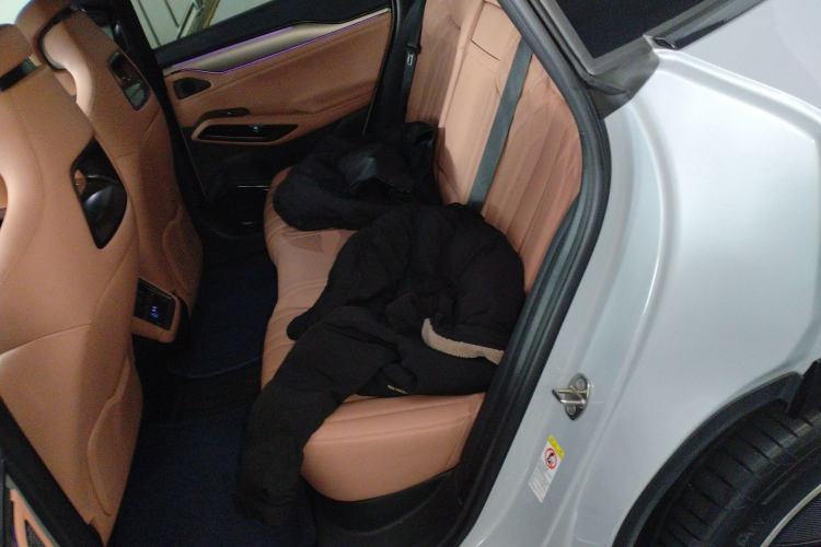 Used BYD Song L EV 2025 662 km Advanced Intelligent Driving Version
