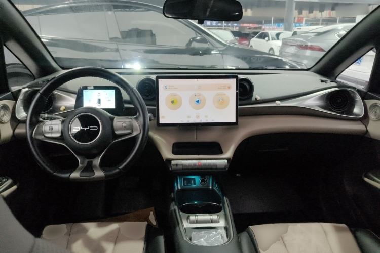 Used BYD Dolphin 2023 420 km Fashion Edition