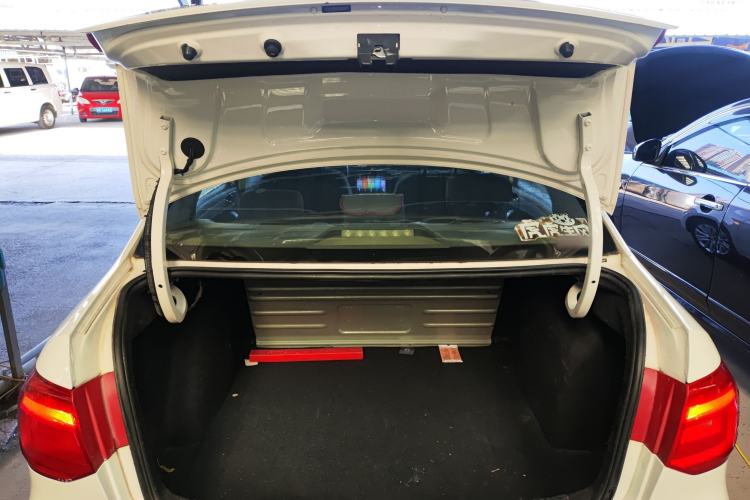 Used Volkswagen Jetta 2015 Zhihui Edition 1.4L Manual Comfort Model