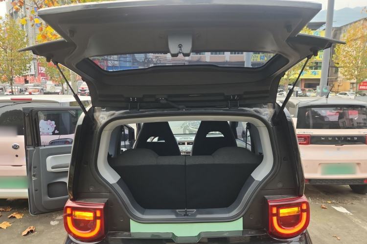 Used Chery QQ Ice Cream 2022 170km Sundae Phosphate Lithium-Ion