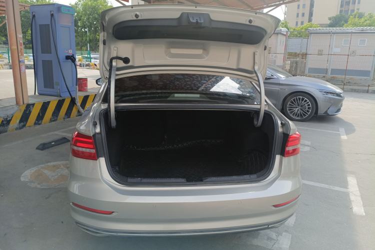 Used Volkswagen Lavida 2021 1.5L Automatic Comfort Edition