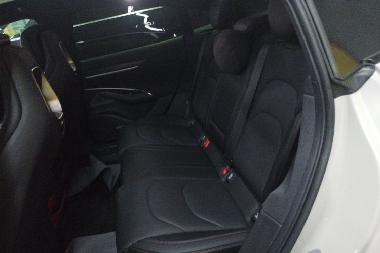 Used  SU7 2024 Four-Wheel Drive Ultra-Long Range Advanced Intelligent Driving Max Edition