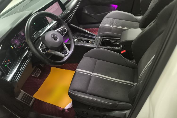 Used Volkswagen Golf 2023 Facelift 280TSI DSG R-Line Lite