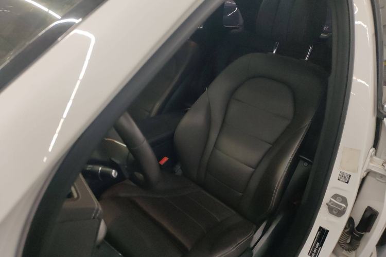 Used Mercedes-Benz GLC 2020 GLC 300 L 4MATIC Dynamic Edition
