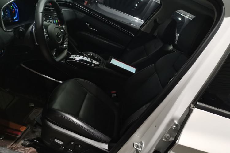 Used Hyundai Tucson 2023 Tucson L 1.5T Automatic Two-Wheel Drive DLX Luxury Edition