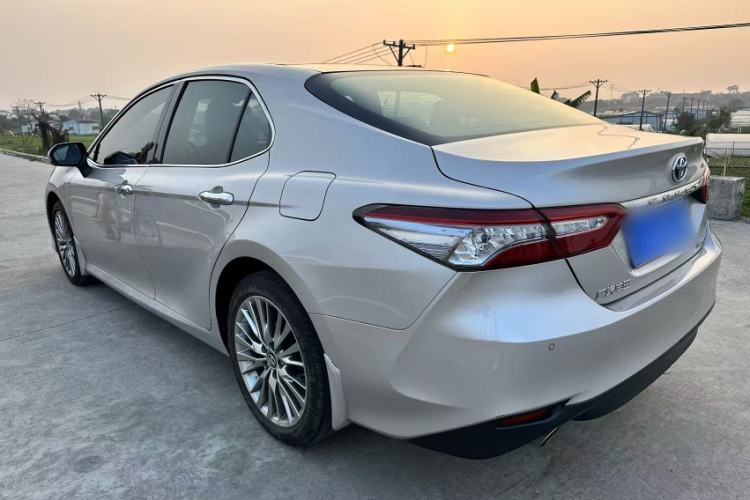 Used Toyota Camry 2019 Revised Version Dual-Engine 2.5 HG Luxury Edition
