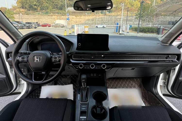 Used Honda Civic 2022 240TURBO CVT Dynamic Edition
