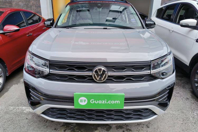 Used Volkswagen Tharu 2024 300TSI Two-Wheel-Drive Moon Luxury Edition
