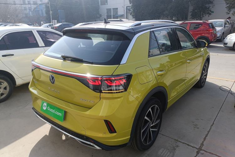 Used Volkswagen T-ROC 2023 300TSI DSG Two-Wheel Drive Starlight Edition
