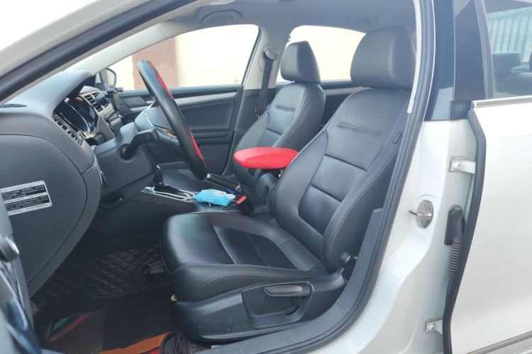 Used Volkswagen Sagitar 2017 230TSI Automatic Comfort Version