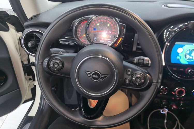 Used  MINI 2020 1.5T ONE PLUS